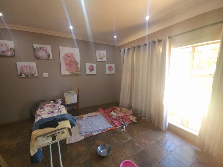 To Let 4 Bedroom Property for Rent in Hartbeespoort Rural North West